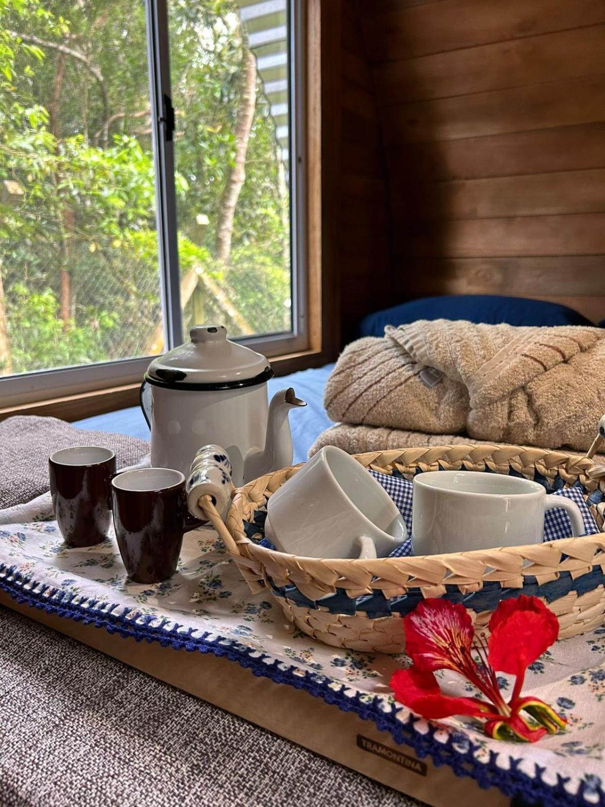 Glamping Do Estaleiro Luxury tent